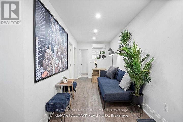 Property Photo:  595 St Clair Avenue West 12  ON M6C 1A3 