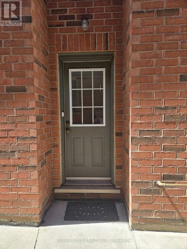 Property Photo:  75 Executive Court  ON L6R 0L5 