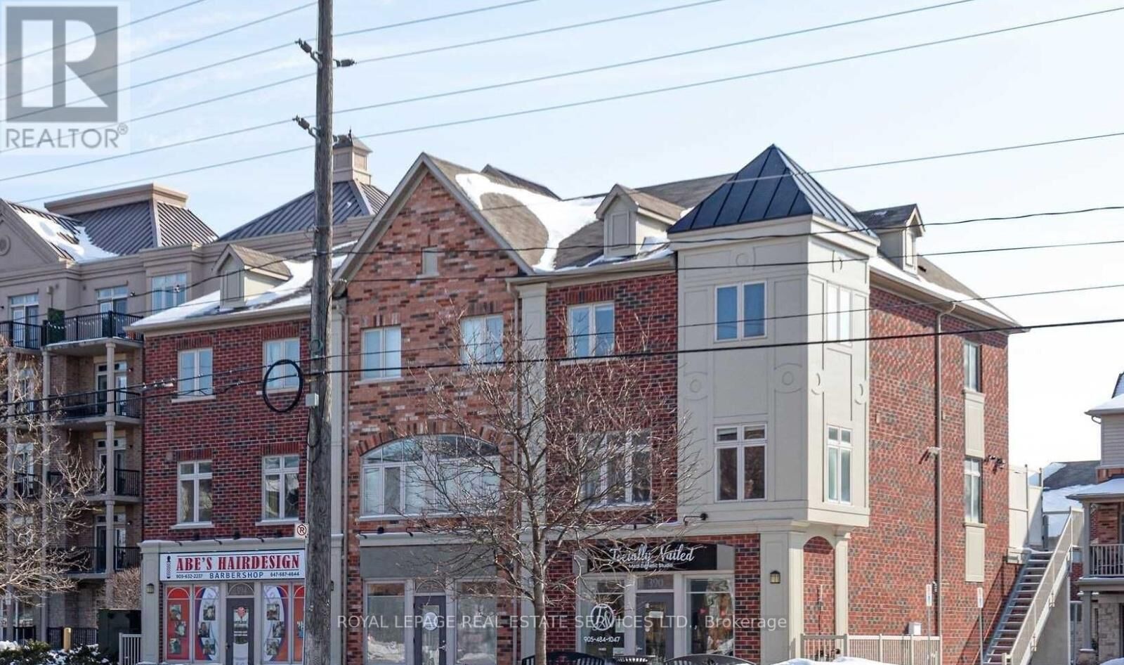 Property Photo:  362 Plains Road East 6  ON L7T 2C8 