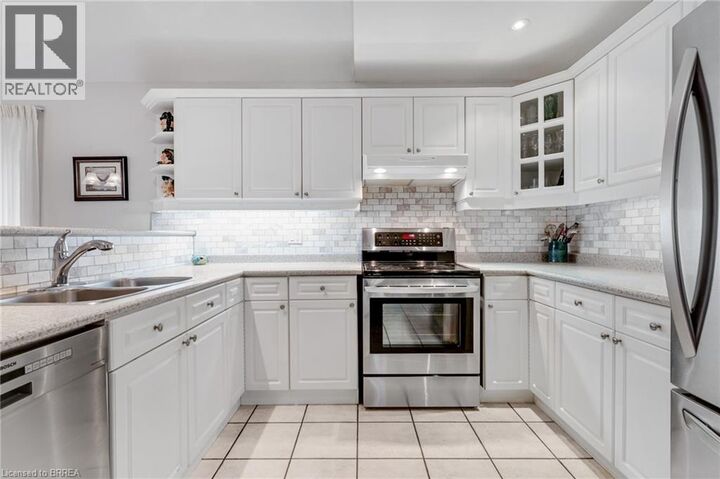 Property Photo:  422 Powerline Road 10  ON N3R 8A1 