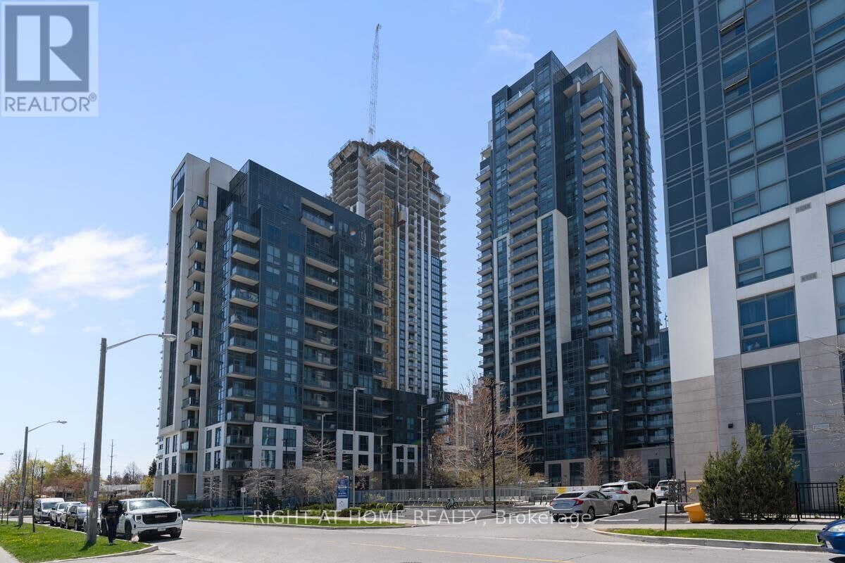 Property Photo:  10 Meadowglen Place 312  ON M1G 0A8 