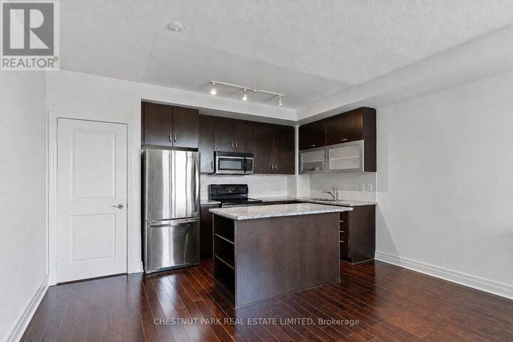 Property Photo:  20 Gothic Avenue 701  ON M6P 1T5 