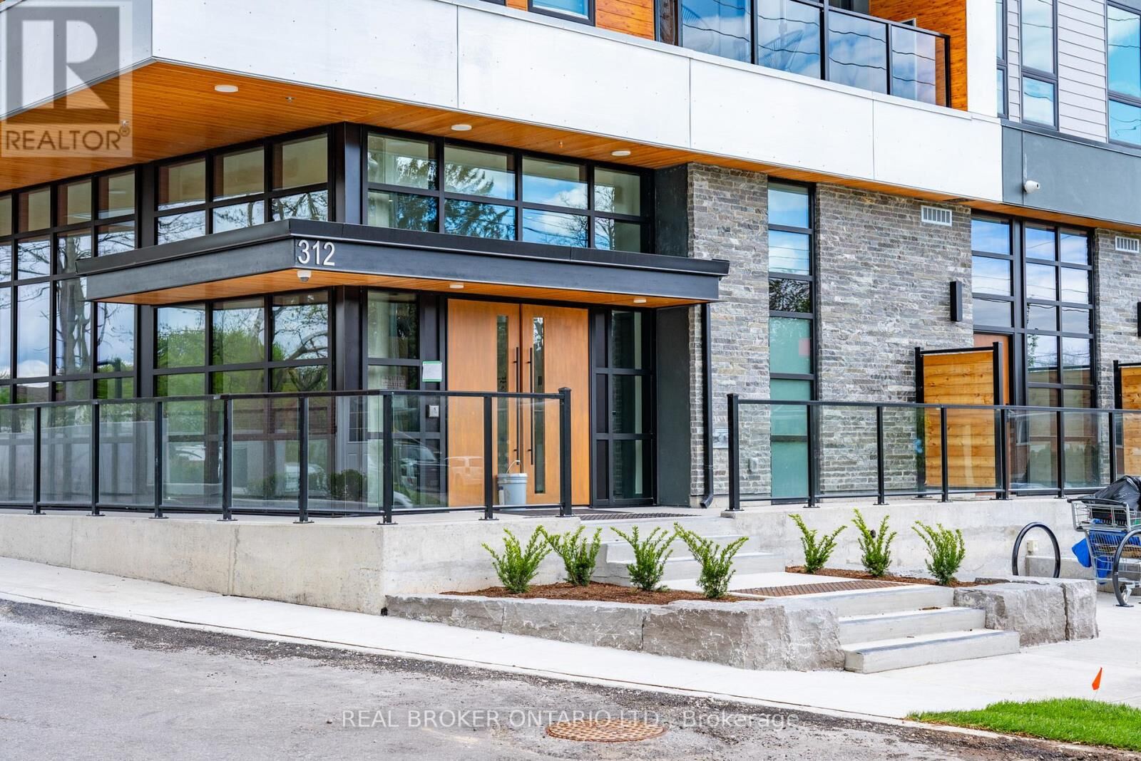 Property Photo:  312 Erb Street West 310  ON N2L 1W3 