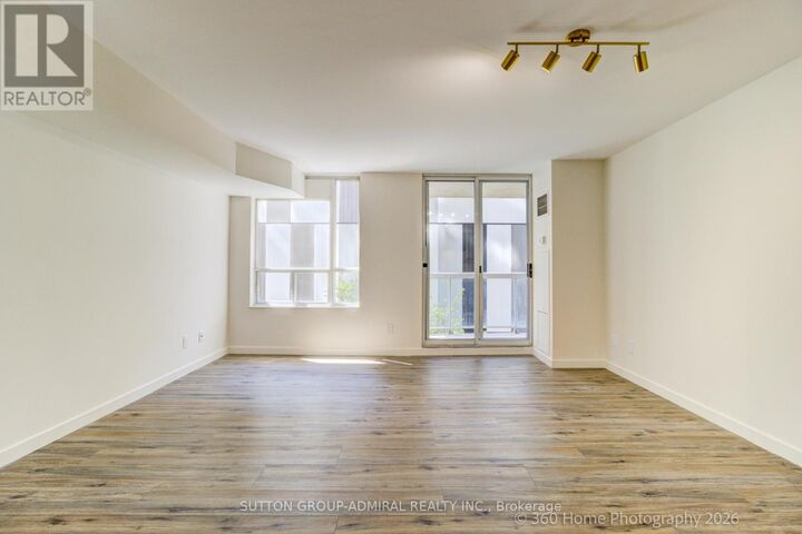 Property Photo:  43 Eglinton Avenue West 501  ON M4S 2B8 