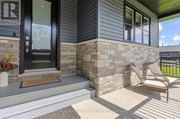 Property Photo:  14 Thomas Street  ON L9Z 2Y9 
