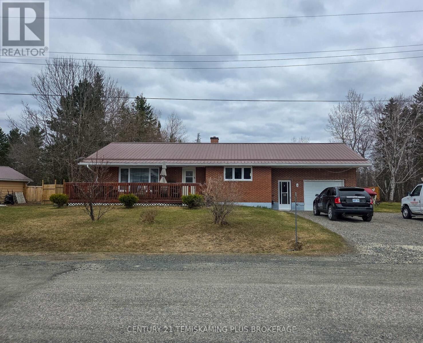 Property Photo:  8 Browns Road  ON P0J 1H0 