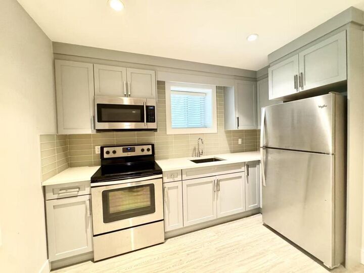 Property Photo:  159xx 92A Avenue Basement  BC V4N 6N1 