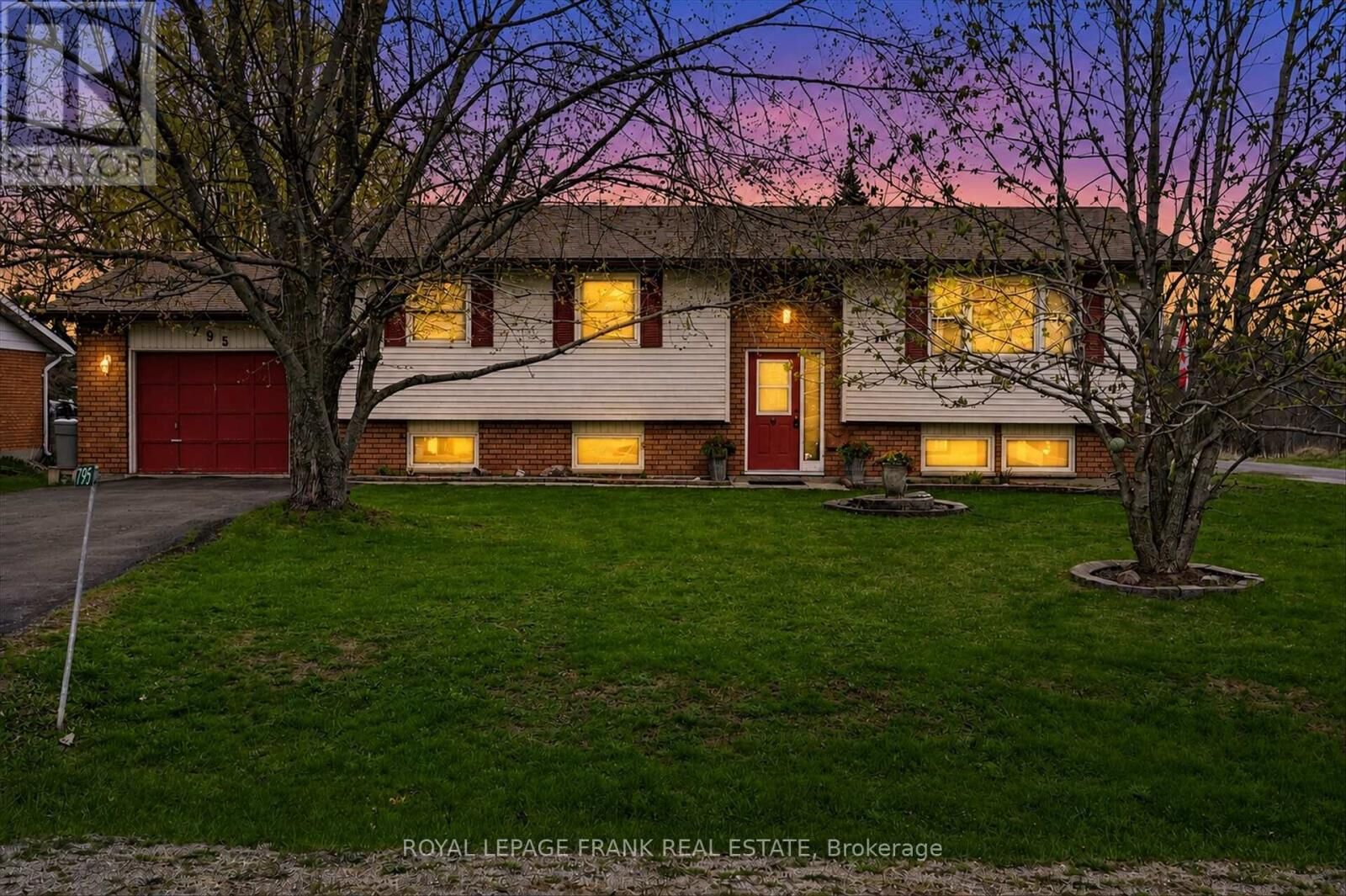 Property Photo:  795 Maple Drive  ON K0L 1T0 