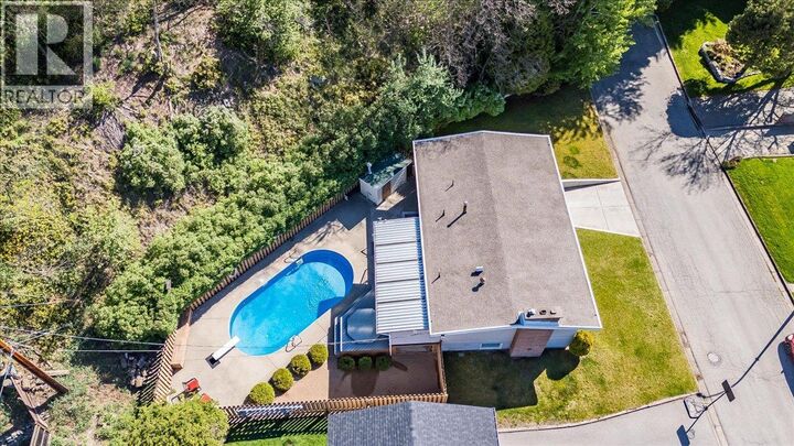 Property Photo:  541 Portia Crescent  BC V1R 1A8 