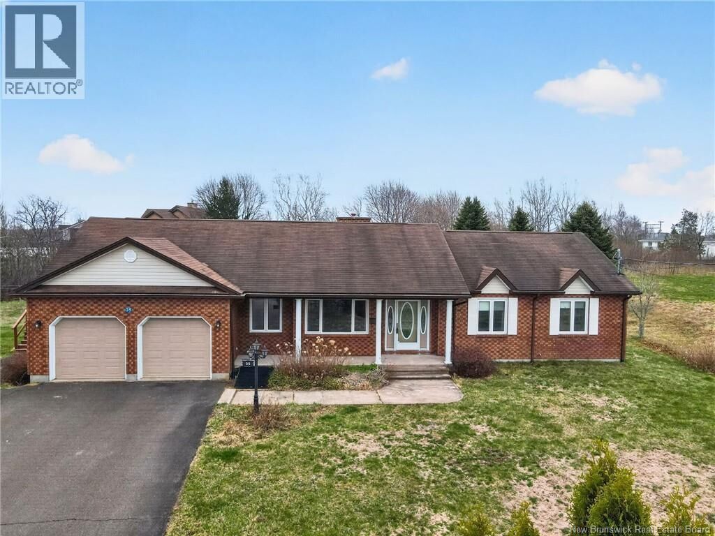 Property Photo:  35 Louis-Bourg  NB E4S 3N6 