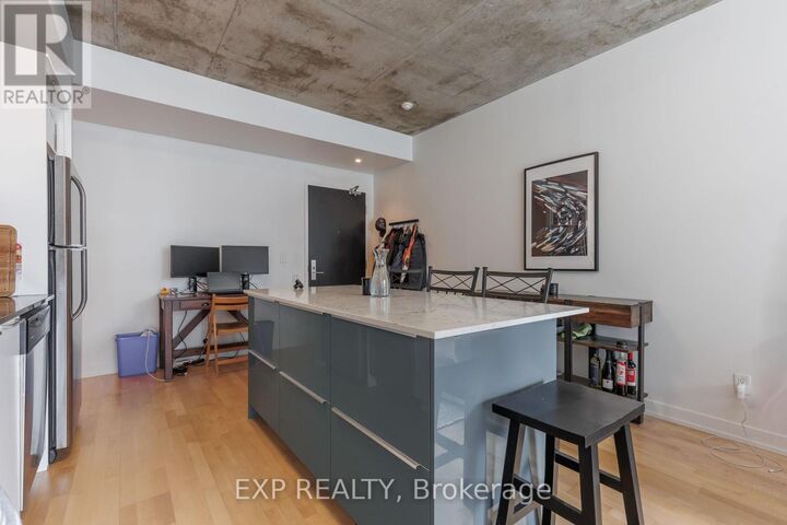 Property Photo:  650 King Street West 703  ON M5V 0H6 