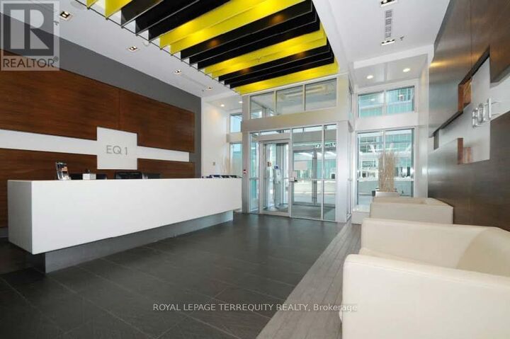 Property Photo:  70 Town Centre Court 1106  ON M1P 0B2 