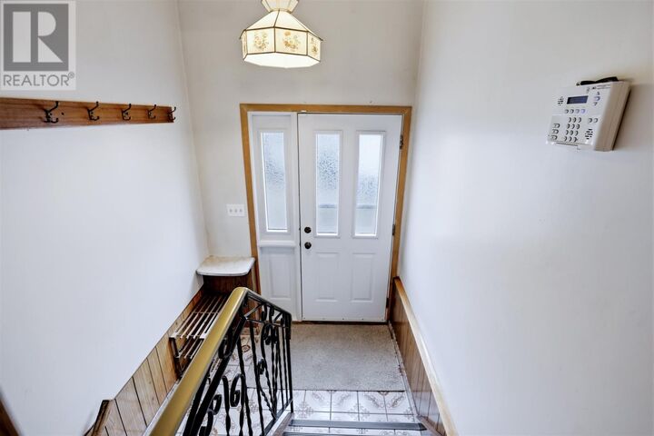 Property Photo:  316 Patrick St  ON P6C 3Y8 