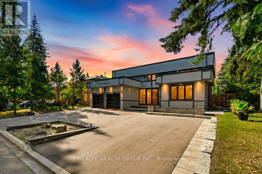 Property Photo:  32 Colton Crescent South  ON L4L 3L7 