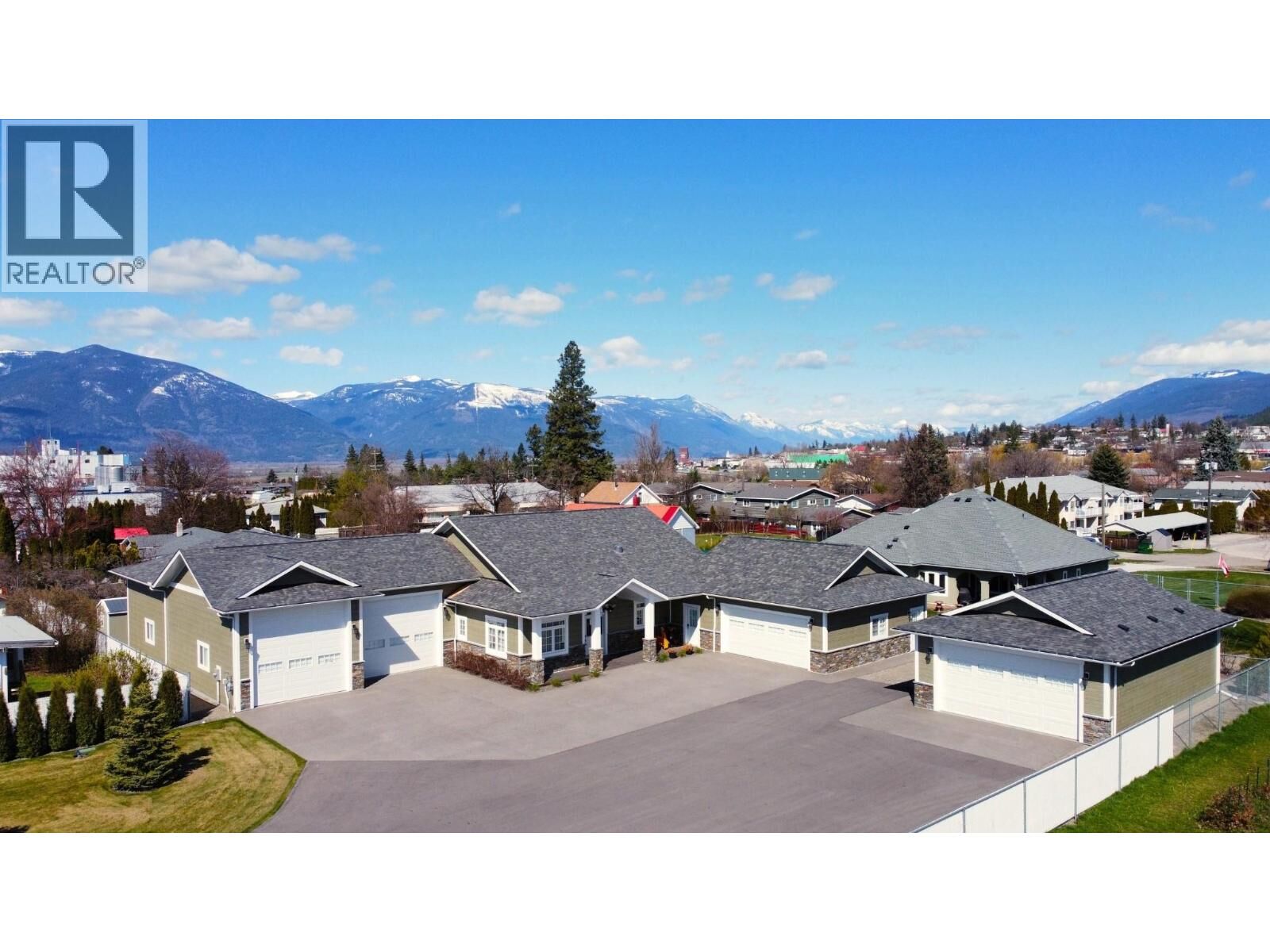 Property Photo: 1808 Erickson Road BC V0B 1G5