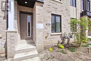 Property Photo:  7 Case Ootes Drive  ON M4A 0A9 
