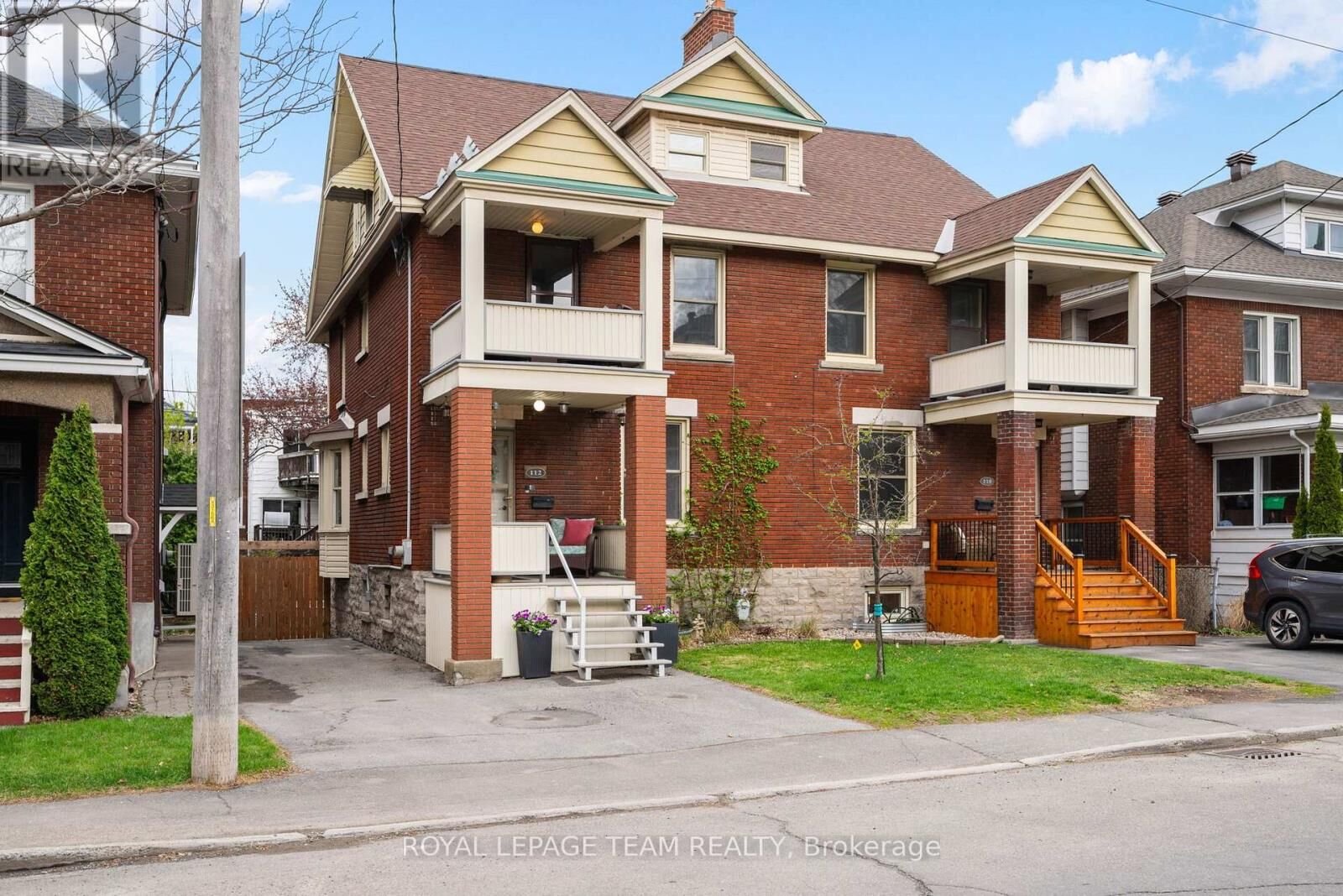 Property Photo:  112 Fairmont Avenue  ON K1Y 1X6 