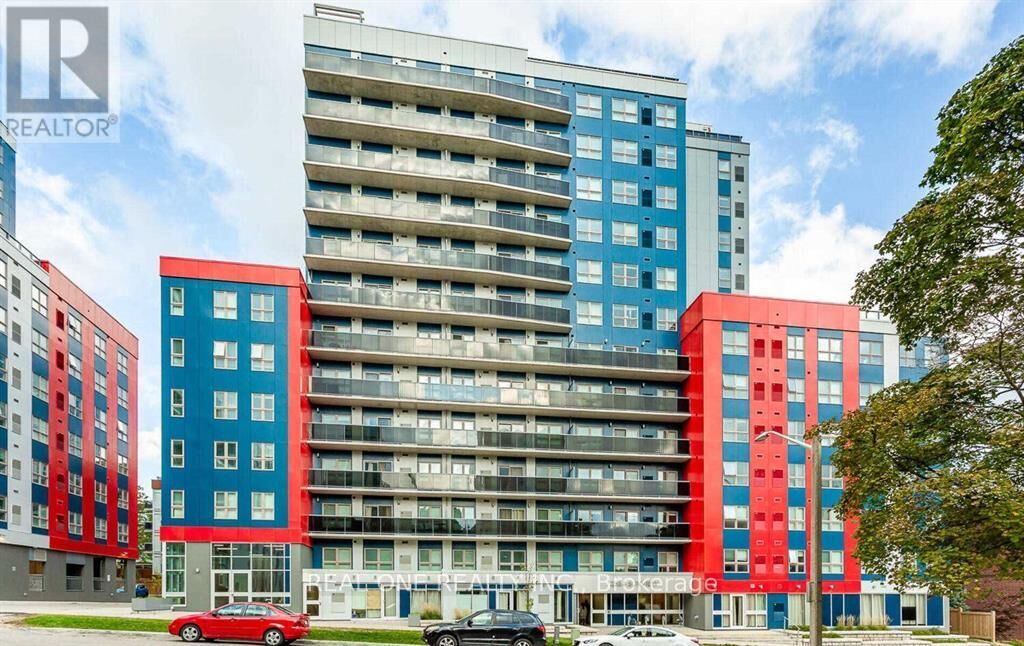 Property Photo:  258 A Sunview Street 1156  ON N2L 3V9 