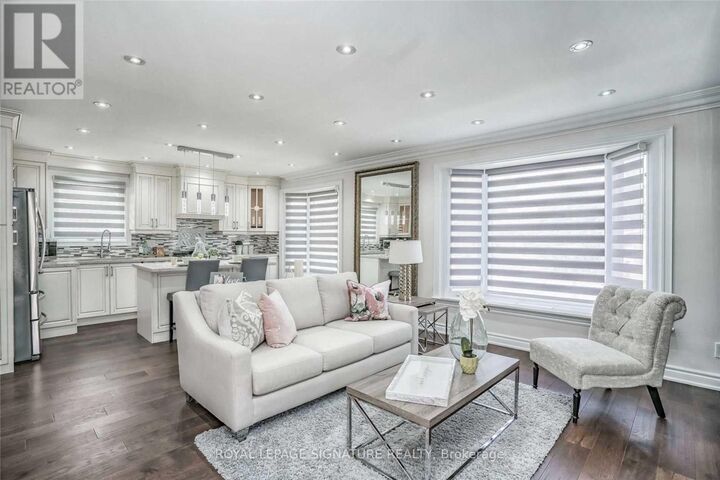 Property Photo:  14 Milford Haven Drive Main  ON M1G 3G6 