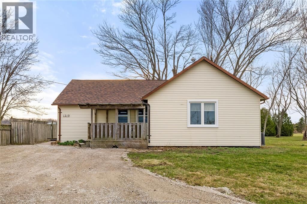 Property Photo:  1219 Lakeshore Road 105  ON N0R 1K0 