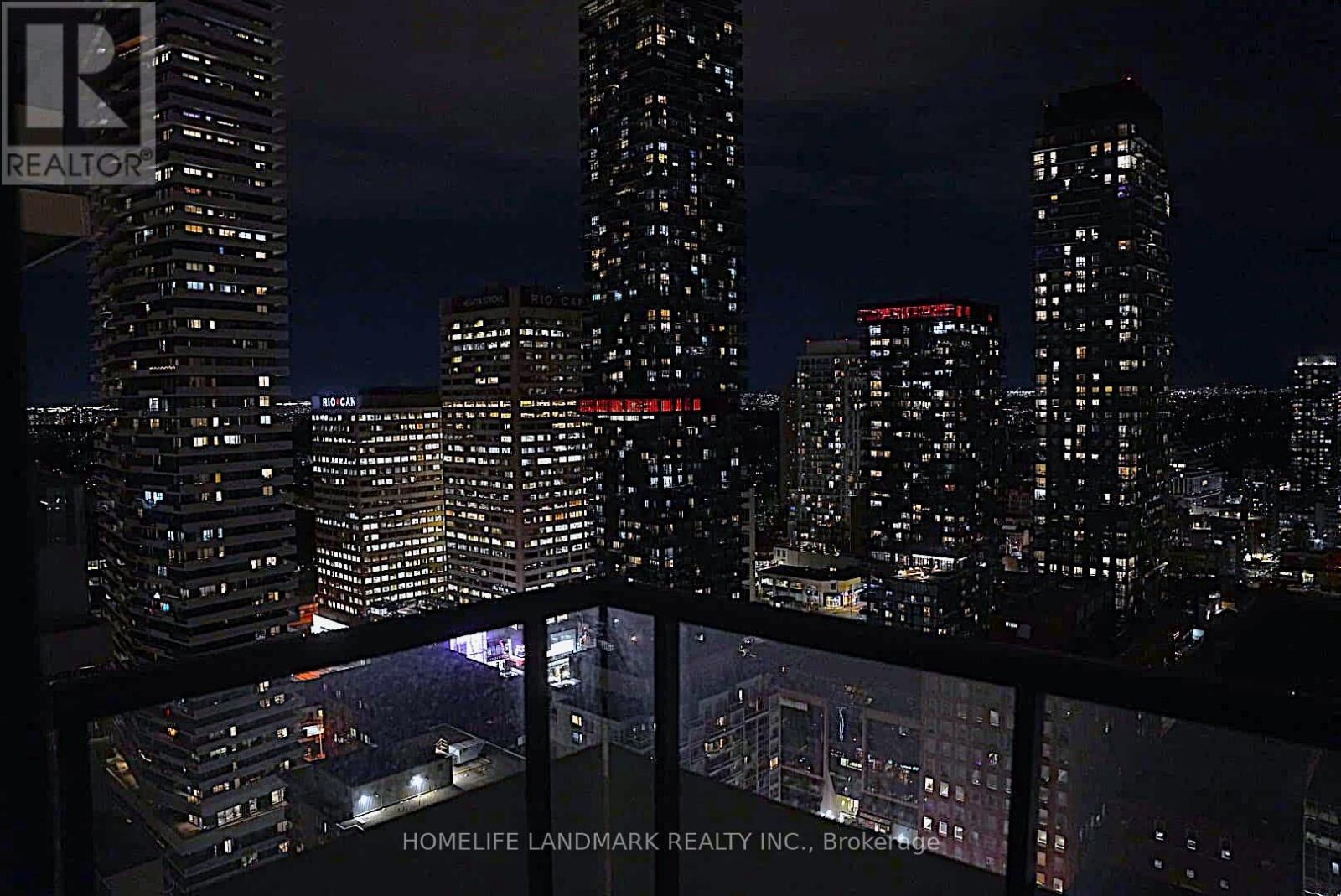 Property Photo:  50 Dunfield Avenue 3318  ON M4S 0E4 