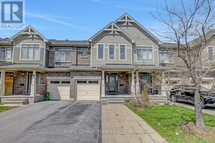 Property Photo:  114 Hawkeswood Drive  ON K4M 0C1 