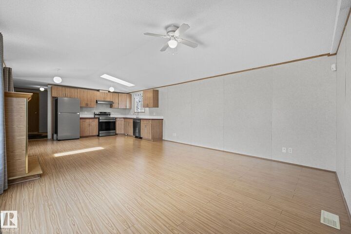 Property Photo:  623 Evergreen Park NE  AB T5Y 4M2 