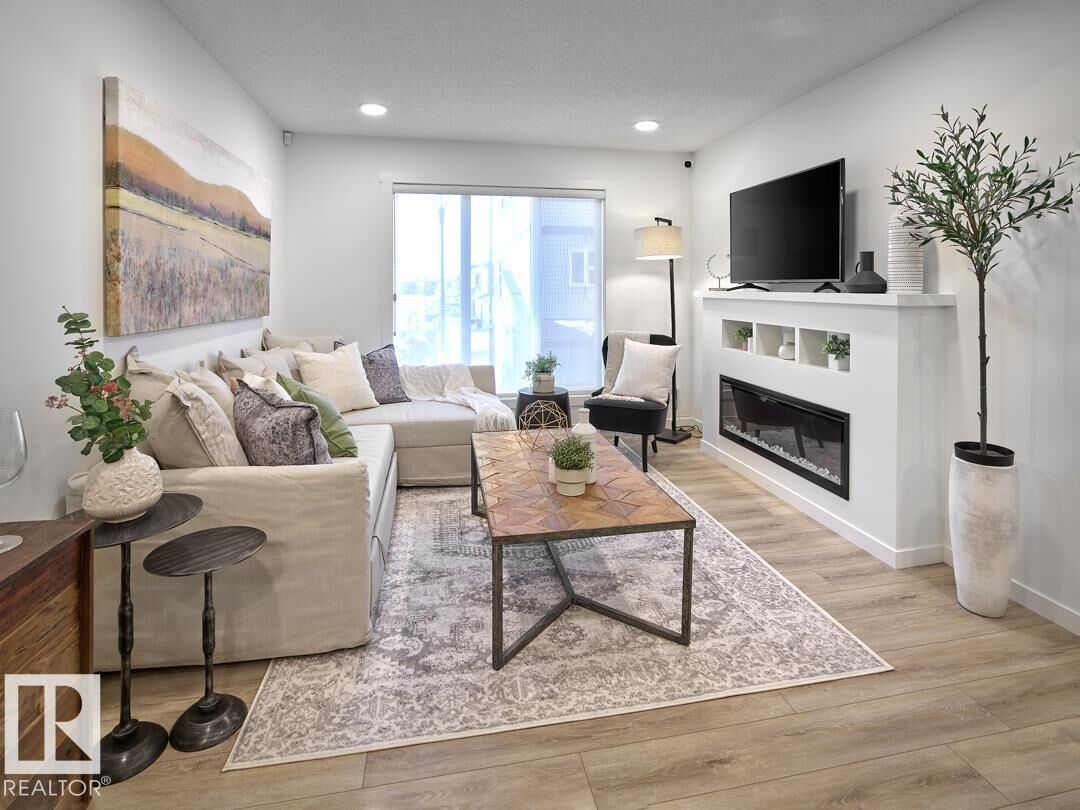 Property Photo:  2034 Marquis Way NE  AB T5Y 3K7 