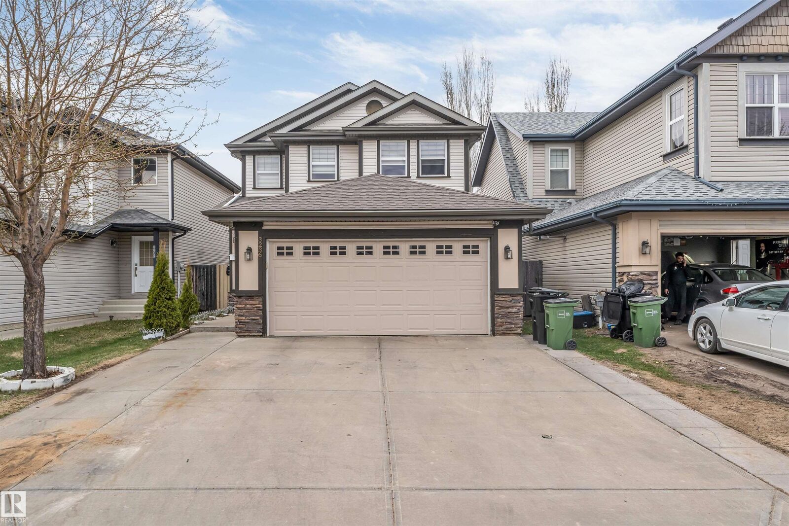 Property Photo:  3236 26 Avenue NW  AB T6T 0C6 