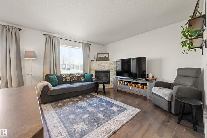Property Photo:  21324 46 Avenue NW  AB T6M 0H1 