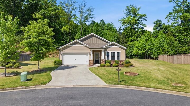 Property Photo: 3270 Summerpoint Crossing GA 30028