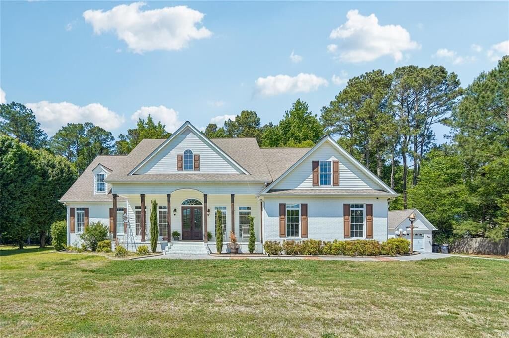 Property Photo:  4137 Hiram Lithia Springs Road  GA 30127 