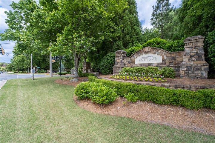 Property Photo:  4385 Colchester Creek Drive  GA 30040 