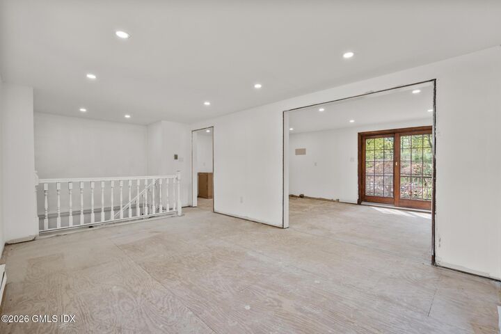 Property Photo:  22 Carrona Drive  CT 06878 