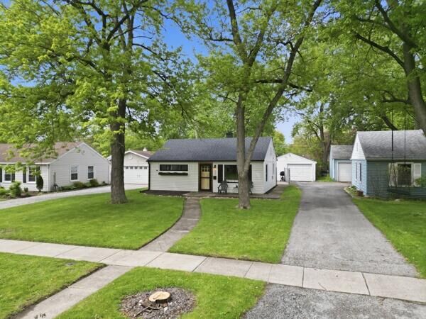 Property Photo:  323 S Pettibone Street  IN 46307 