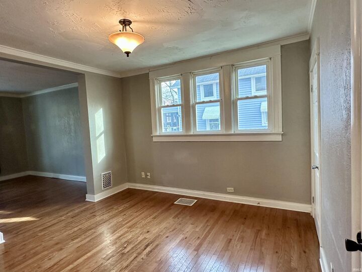 Property Photo:  921 Cottage Avenue  IN 46807 