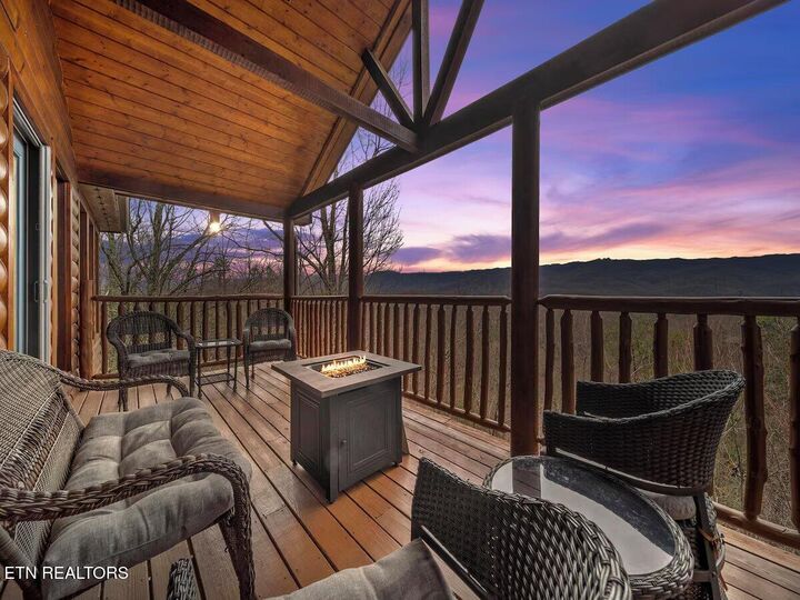 Property Photo:  922 Scenic Tr  TN 37738 