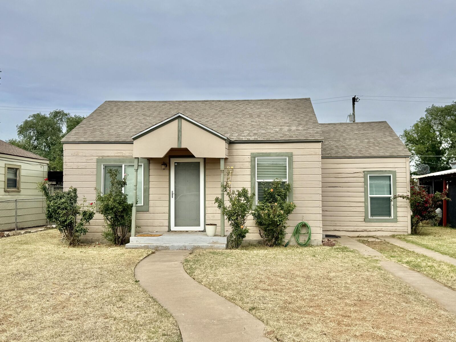 Property Photo: 110 Uvalde Avenue TX 79415