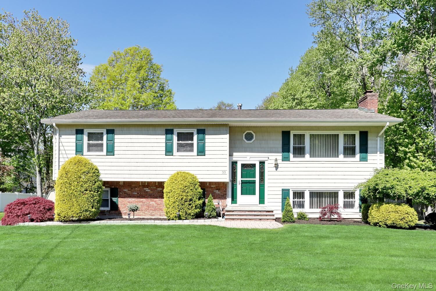 Property Photo: 33 Farmhouse Road NY 10920