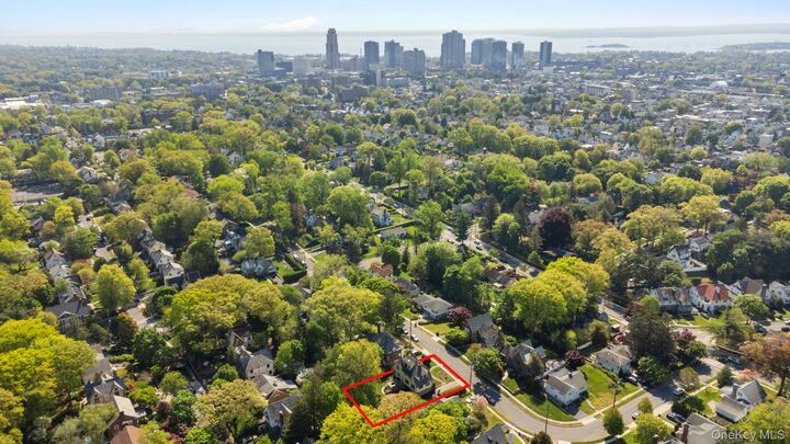 Property Photo:  209 Storer Avenue  NY 10801 