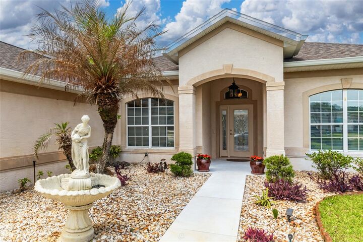 Property Photo:  6 S Lakewalk Drive  FL 32137 