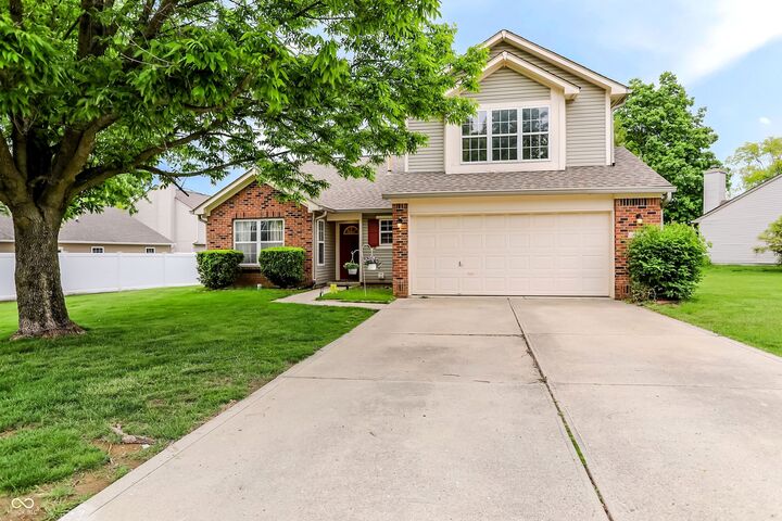 Property Photo:  6824 Millbrook Circle  IN 46237 