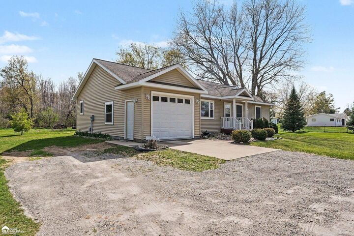 Property Photo:  510 E Main Street  MI 48739-8534 