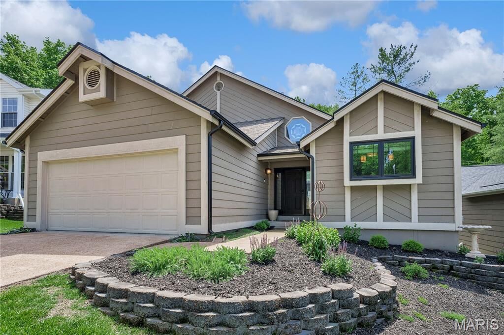 Property Photo:  716 Ginger Wood Court  MO 63021 