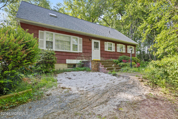 Property Photo:  1025 Hedding Jacksonville Road  NJ 08505 
