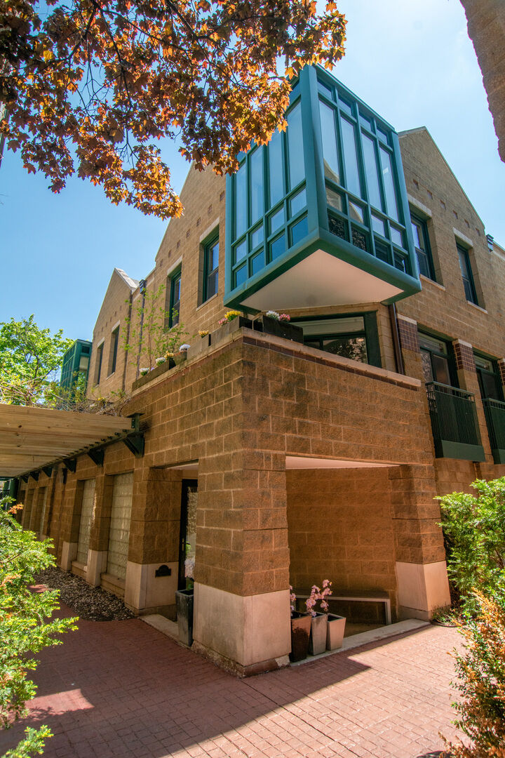Property Photo:  1606 N Mohawk Street C  IL 60614 