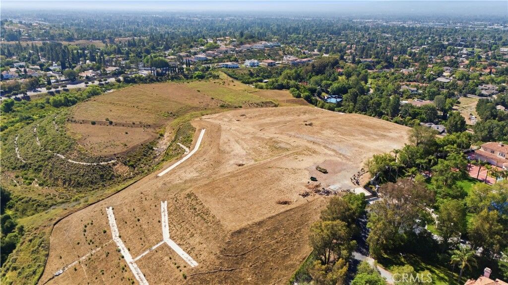Property Photo: 10801 N Oakdale CA 91311