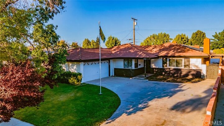 Property Photo:  44516 15th W  CA 93534 