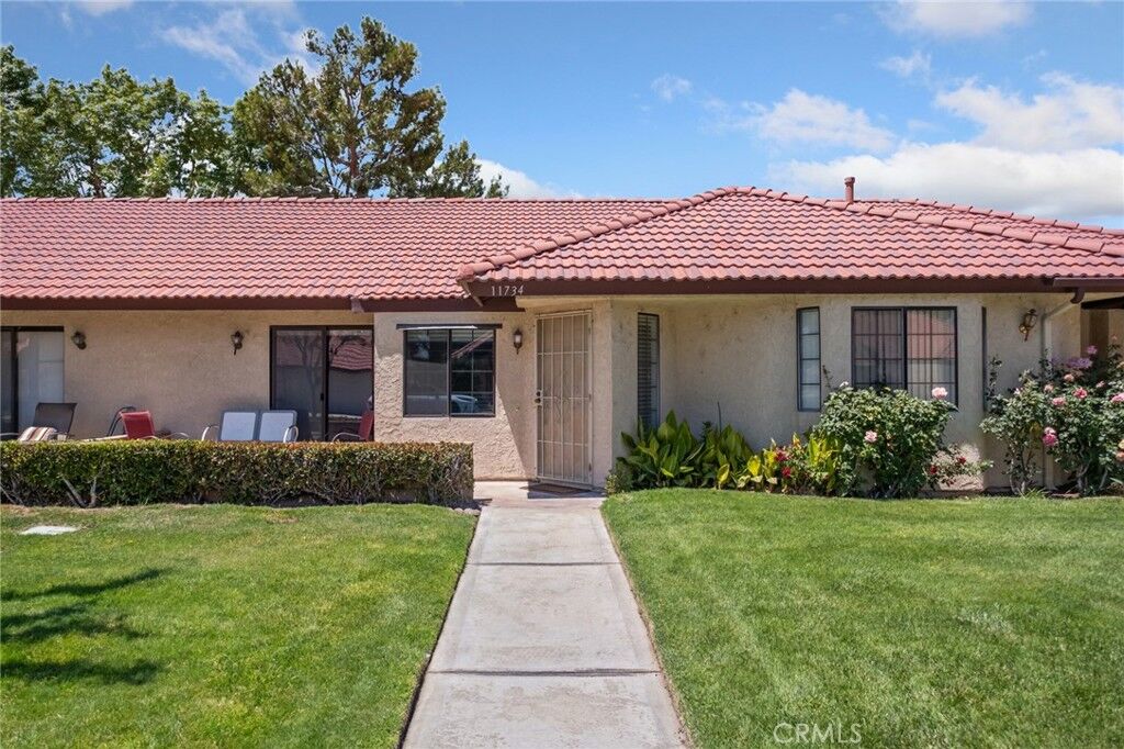 Property Photo:  11734 Cottonwood  CA 92308 