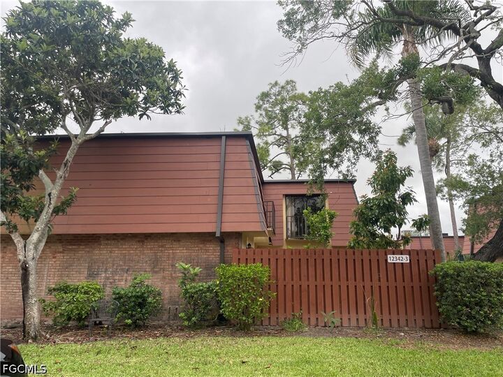 Property Photo:  12342 Woodrose Court 3  FL 33907 